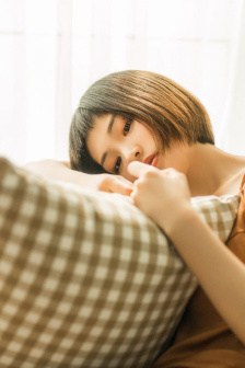 陌路惊笑